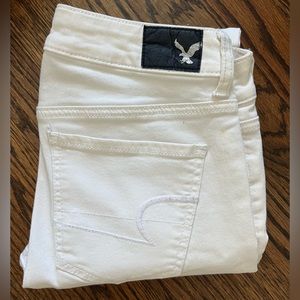 ** American Eagle women’s jeans **